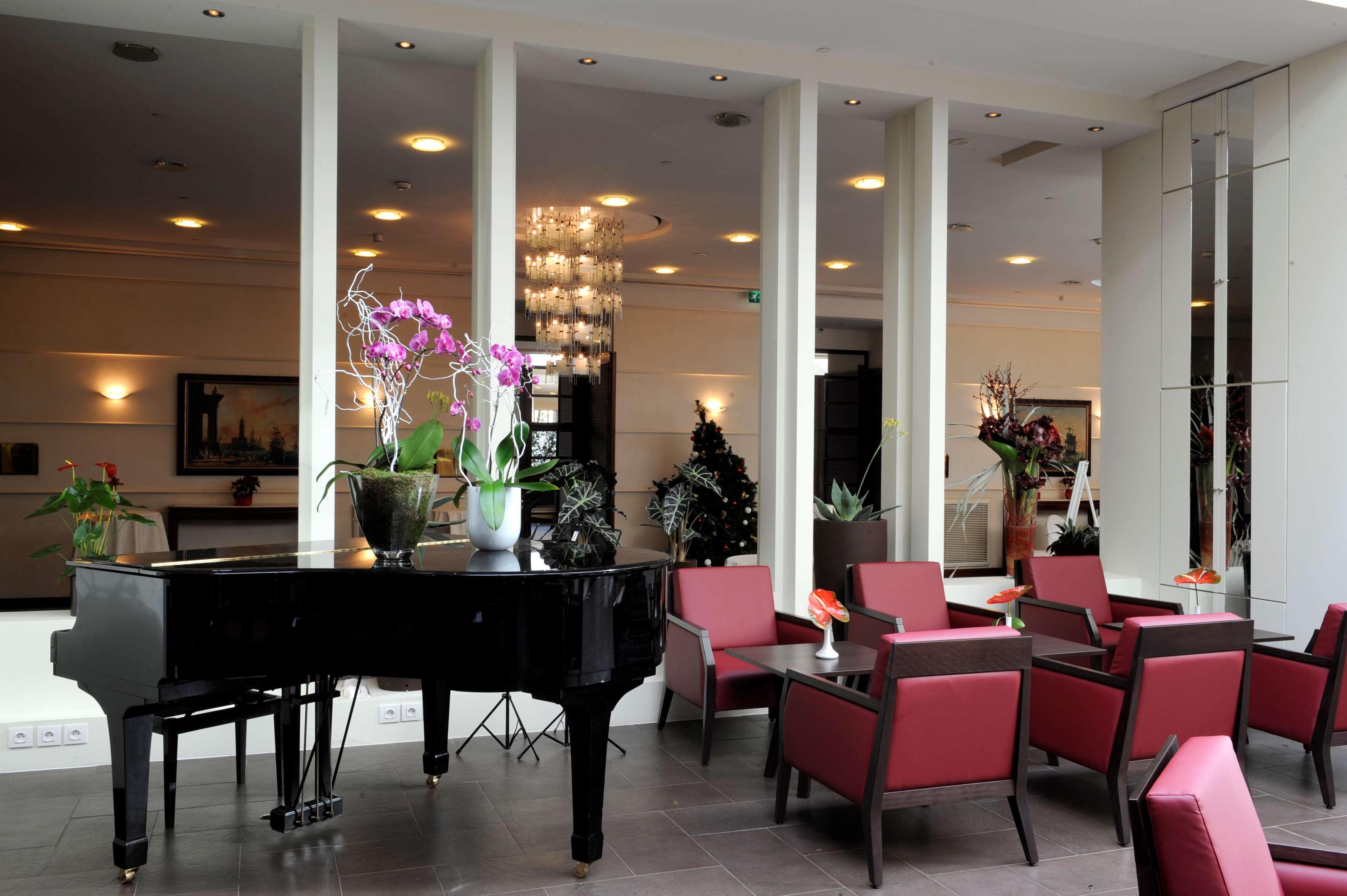 Evergreen Laurel Hotel Levallois-Perret Bagian luar foto